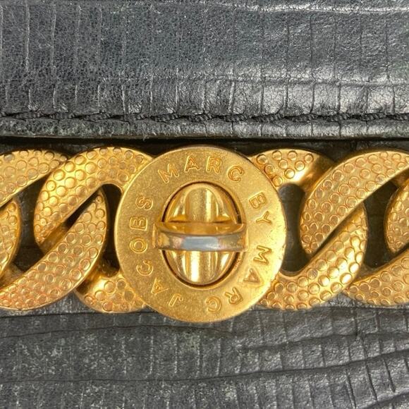 Marc by Marc Jacobs Black Embossed Faux Leather Adjustable Strap Crossbody Bag - Picture 3 of 4